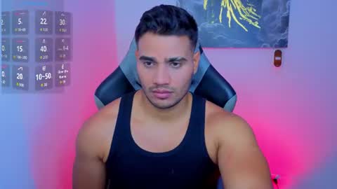 Snapshot of andresfiit chatting on June 17, 2026, 12:35 am Andres online show from June 17, 2026, 12:35 am