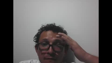 Snapshot of andresfloga chatting on October 26, 2025, 5:13 am andresfloga online show from October 26, 2025, 5:13 am