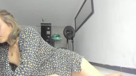 Isa  --------- online show from January 30, 2025, 3:55 am