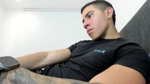 onlyfanscallmegotter online show from February 6, 2026, 4:17 am