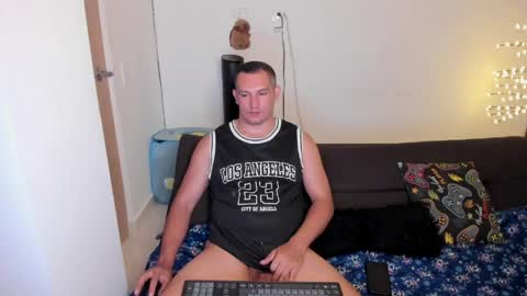 Andreslush04 online show from May 11, 2026, 12:27 am