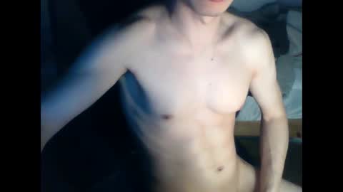 andresse_lat online show from March 9, 2026, 8:40 am