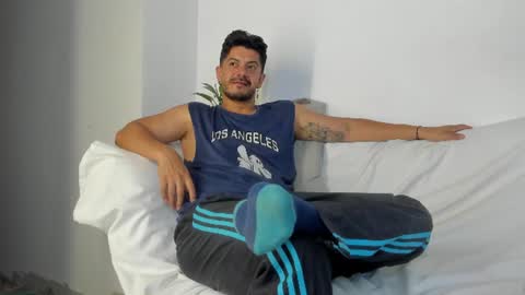 Andres online show from July 3, 2026, 11:44 pm