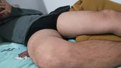 Snapshot of andreudickhard91 chatting on January 3, 2025, 12:33 am Andreu online show from January 3, 2025, 12:33 am