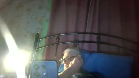 Andrew online show from May 20, 2026, 12:28 am