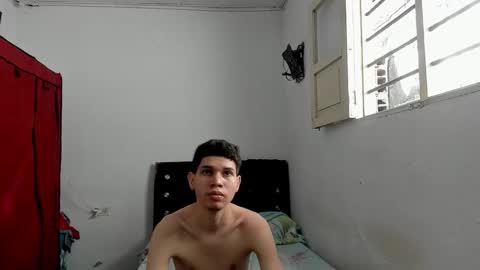 andrew_2811 online show from March 2, 2026, 6:48 pm