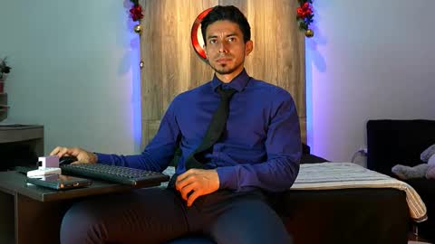 Andrew online show from December 23, 2025, 5:16 am