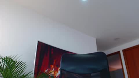 ANDREW WEST online show from December 3, 2024, 4:17 pm