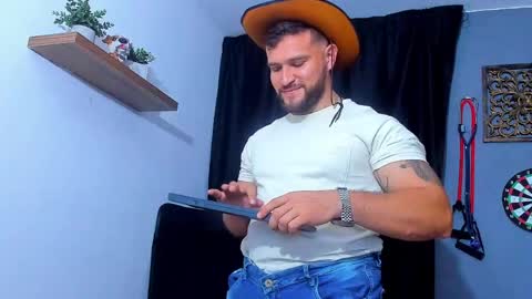 Andrew Diaz online show from April 22, 2026, 6:38 am