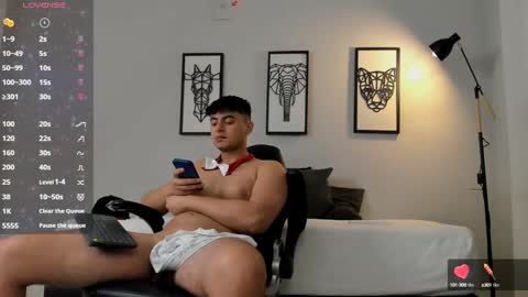 Snapshot of andrewlamar77 chatting on February 9, 2025, 7:09 pm Andrewlamar21 online show from February 9, 2025, 7:09 pm