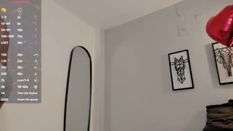 Snapshot of andrewlamar77 chatting on February 10, 2025, 1:01 pm Andrewlamar21 online show from February 10, 2025, 1:01 pm