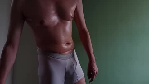 andrewmature online show from April 6, 2026, 4:41 pm