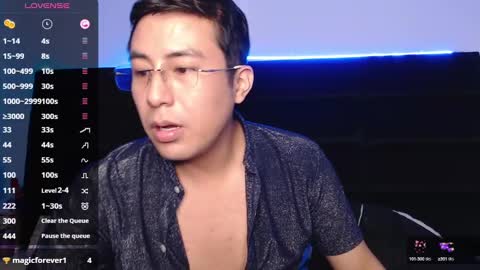 Snapshot of andrewmhilton_ chatting on January 9, 2025, 1:08 am andrewmhilton_ online show from January 9, 2025, 1:08 am