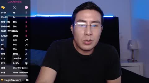 Snapshot of andrewmhilton_ chatting on January 10, 2025, 4:12 am andrewmhilton_ online show from January 10, 2025, 4:12 am