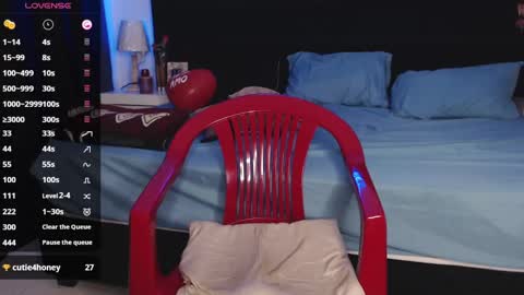 Snapshot of andrewmhilton_ chatting on February 28, 2025, 12:43 am andrewmhilton_ online show from February 28, 2025, 12:43 am