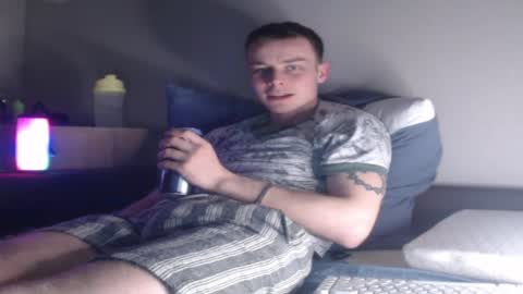 andrian_sweety online show from April 5, 2026, 11:24 pm