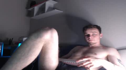 andrian_sweety online show from April 16, 2026, 9:39 pm