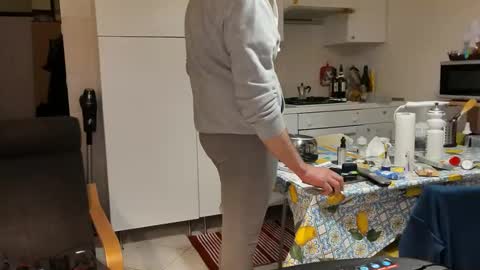 Snapshot of androx77 chatting on February 21, 2025, 5:42 pm androx77 online show from February 21, 2025, 5:42 pm