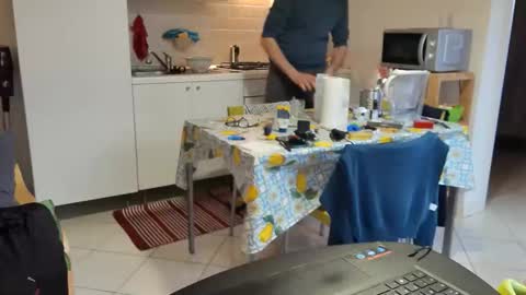 Snapshot of androx77 chatting on December 22, 2025, 10:56 am androx77 online show from December 22, 2025, 10:56 am