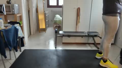 Snapshot of androx77 chatting on January 6, 2026, 9:24 am androx77 online show from January 6, 2026, 9:24 am