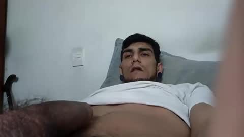 Snapshot of andsexbi69 chatting on October 23, 2025, 10:47 am andsexbi69 online show from October 23, 2025, 10:47 am