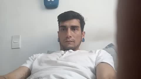 Snapshot of andsexbi69 chatting on October 29, 2025, 1:24 pm andsexbi69 online show from October 29, 2025, 1:24 pm