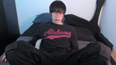 Snapshot of andy_bankai chatting on April 11, 2026, 12:26 am twx Andy twink3 online show from April 11, 2026, 12:26 am