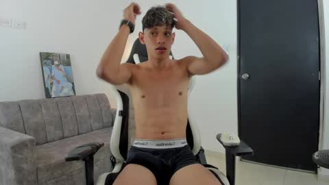 Snapshot of andy_bigcock01 chatting on February 8, 2025, 3:52 am andy_bigcock01 online show from February 8, 2025, 3:52 am