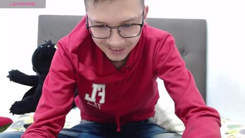 Snapshot of andy_bunny_lover chatting on December 31, 2024, 1:15 am ANDY online show from December 31, 2024, 1:15 am