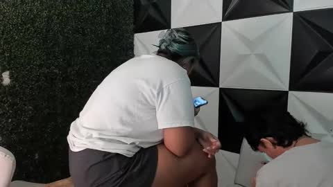 andy_dan1 online show from December 16, 2025, 7:52 pm