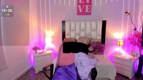 Snapshot of andy_gamboa chatting on January 16, 2026, 12:53 pm Andrea online show from January 16, 2026, 12:53 pm