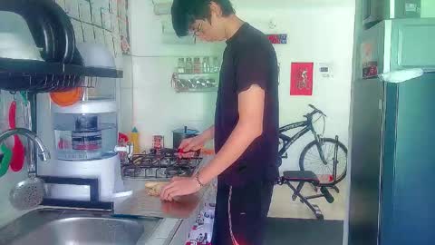 Snapshot of andy_gray01 chatting on February 9, 2026, 6:56 pm Andy Gray online show from February 9, 2026, 6:56 pm