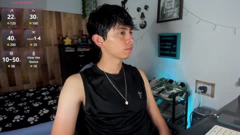 andy_guez_11 online show from January 31, 2025, 10:20 am