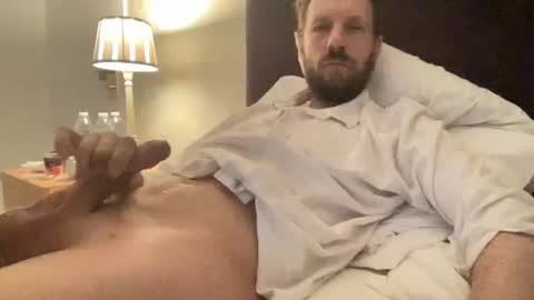 andy_landy_ online show from December 18, 2024, 1:23 pm