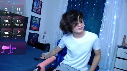 Snapshot of andyboy_19 chatting on February 11, 2026, 11:21 pm andy online show from February 11, 2026, 11:21 pm