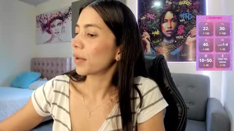 Andrea online show from October 24, 2025, 8:27 pm