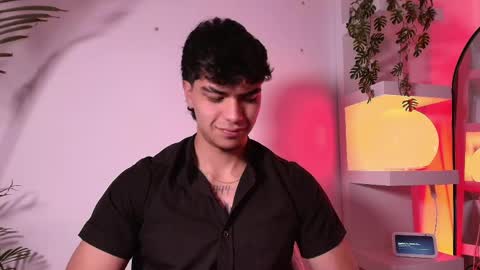 andypalmerr online show from April 17, 2026, 5:32 am