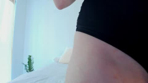 Andy  online show from April 15, 2026, 1:40 pm