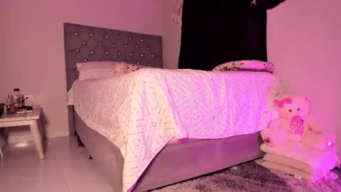 Snapshot of aneko_morii chatting on June 11, 2026, 1:38 am online show from June 11, 2026, 1:38 am