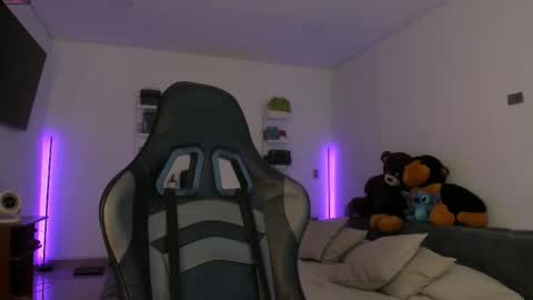      online show from March 13, 2026, 2:40 am