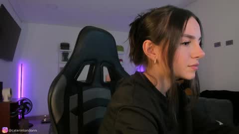      online show from April 1, 2026, 3:18 am