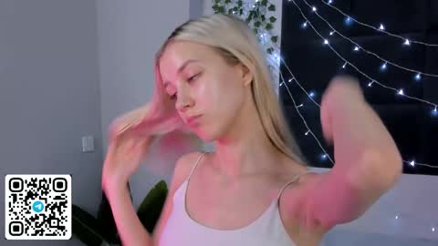 Anelly online show from March 18, 2026, 9:12 am