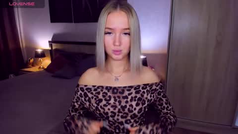 Snapshot of anfisalorns chatting on October 12, 2025, 2:27 pm Anfisa online show from October 12, 2025, 2:27 pm