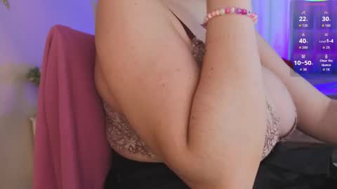 Ange online show from April 13, 2026, 7:14 am