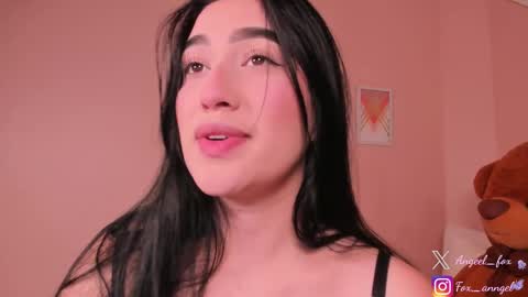 Angel  online show from September 30, 2025, 3:00 am