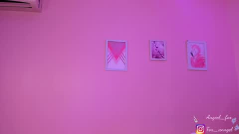 Angel  online show from April 16, 2026, 5:52 am