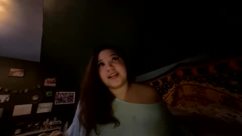 Sammi online show from May 19, 2026, 6:42 am