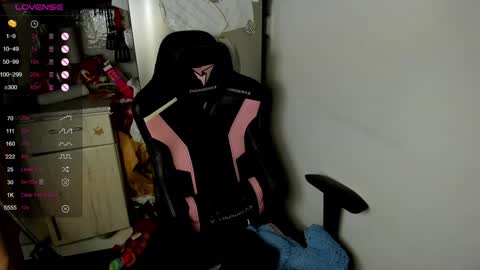 Snapshot of angel7you chatting on January 29, 2025, 12:02 pm Eva online show from January 29, 2025, 12:02 pm