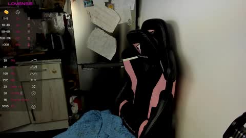 Snapshot of angel7you chatting on February 17, 2025, 11:44 am Eva online show from February 17, 2025, 11:44 am