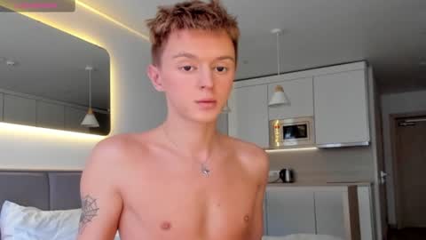 angel_andreww online show from January 26, 2025, 12:01 pm